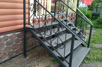 Ступени из ДПК