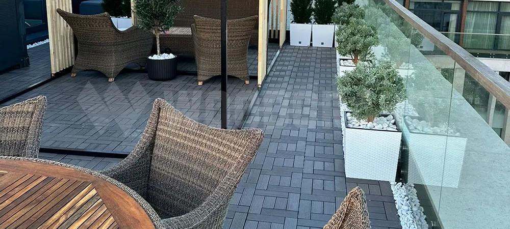 Садовый паркет из ДПК. Что это такое? Плюсы и минусы