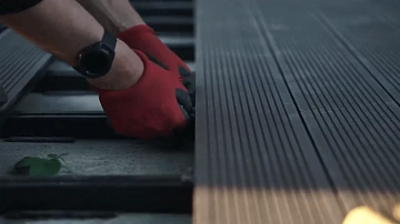 Мы подготовили для Вас видео с рекомендациями по монтажу террасной доски.